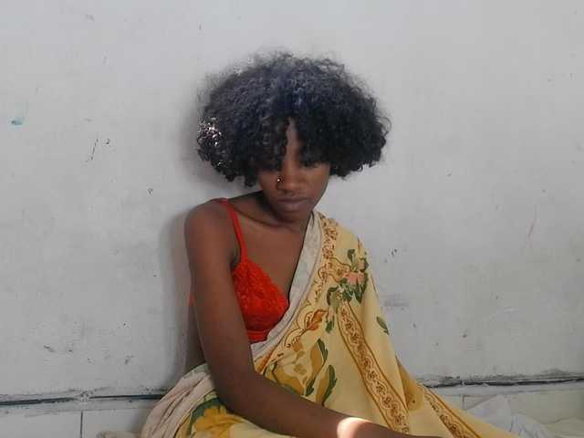 Claudiaah live cam on BongaCams