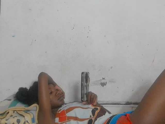 Claudiaah live cam on BongaCams