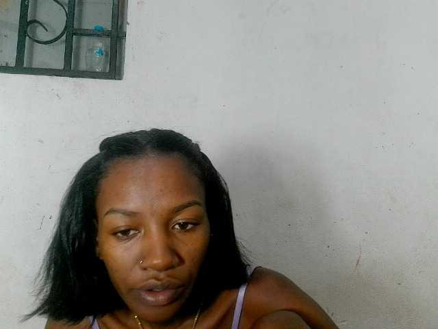 Claudiaah live cam on BongaCams