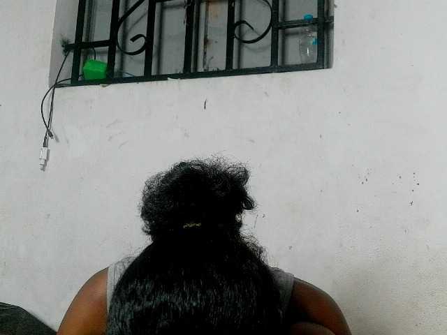 Claudiaah live cam on BongaCams