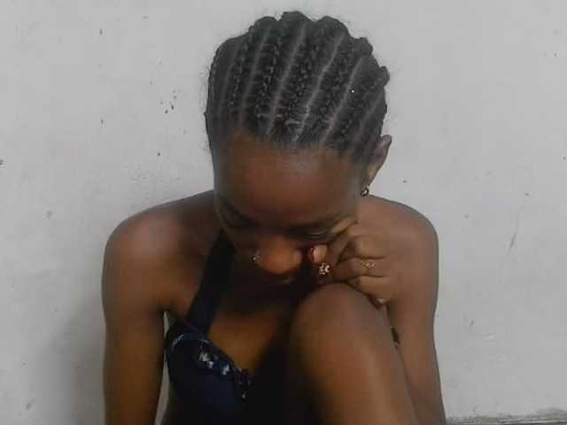 Claudiaah live cam on BongaCams