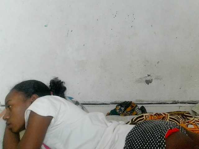 Claudiaah live cam on BongaCams