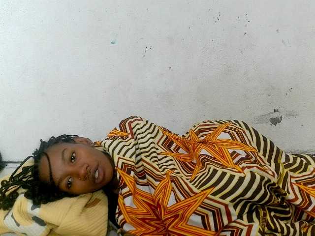 Claudiaah live cam