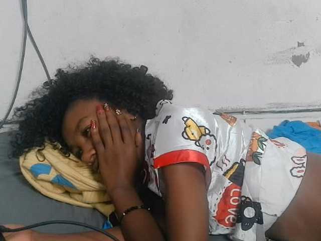 Claudiaah live cam on BongaCams
