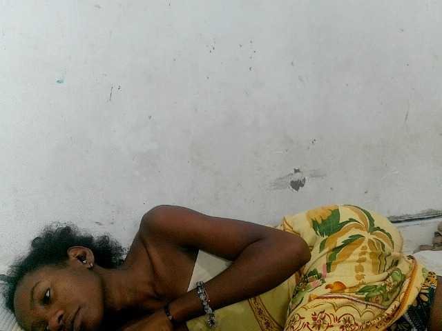 Claudiaah live cam on BongaCams
