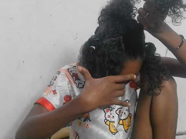 Claudiaah live cam on BongaCams