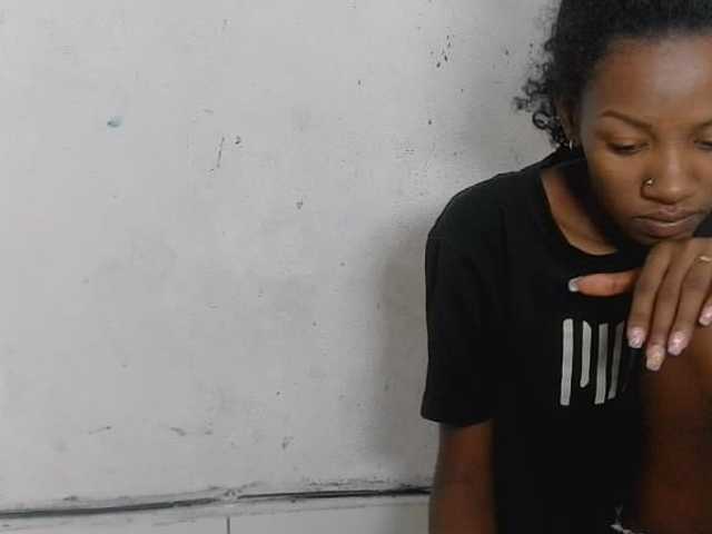 Claudiaah live cam on BongaCams
