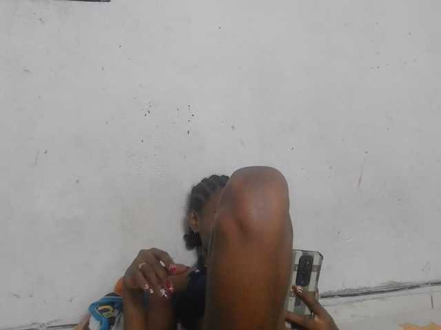 Claudiaah live cam on BongaCams