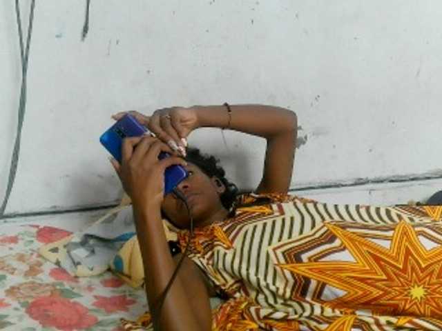 Claudiaah live cam on BongaCams