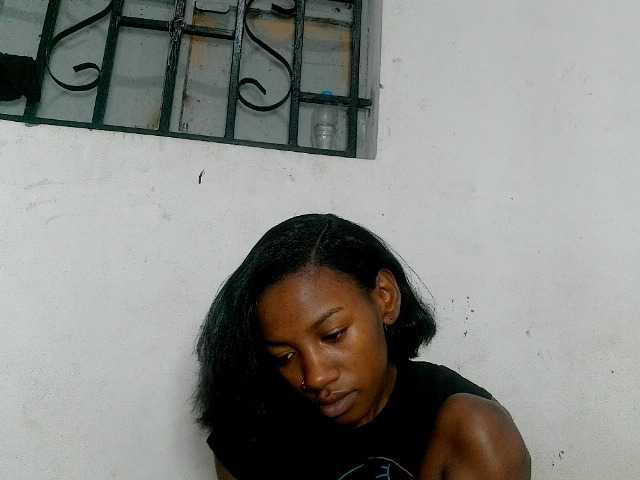 Claudiaah live cam on BongaCams