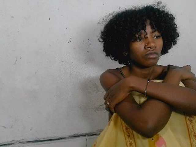 Claudiaah live cam on BongaCams