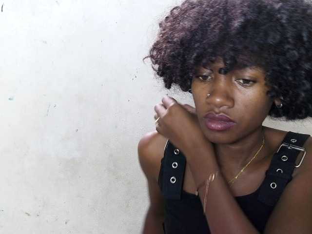 Claudiaah live cam on BongaCams