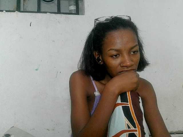 Claudiaah live cam on BongaCams