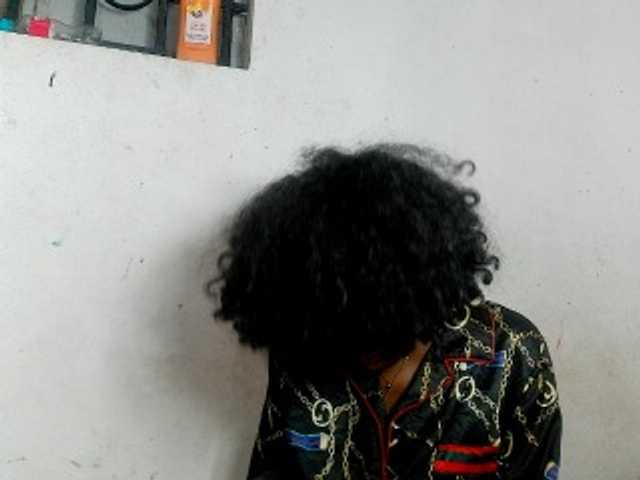 Claudiaah live cam on BongaCams