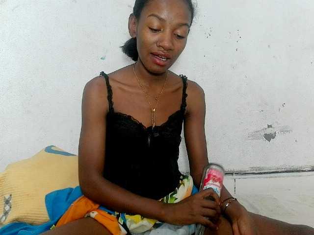 Claudiaah live cam on BongaCams