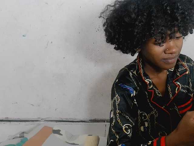 Claudiaah live cam on BongaCams