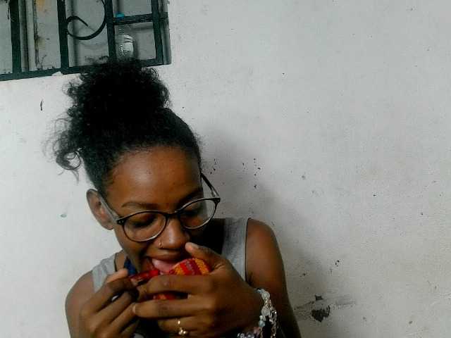claudiaah cam belle