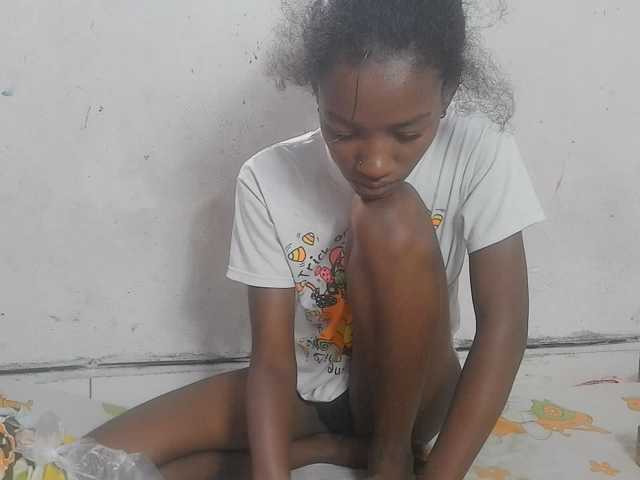 Claudiaah live cam on BongaCams