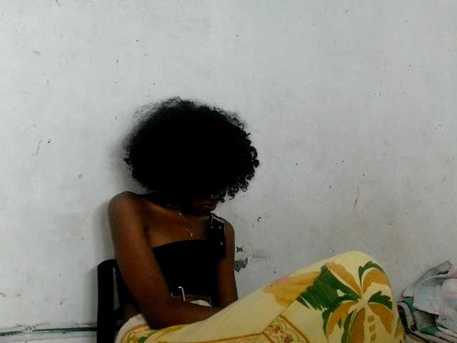 Claudiaah live cam on BongaCams