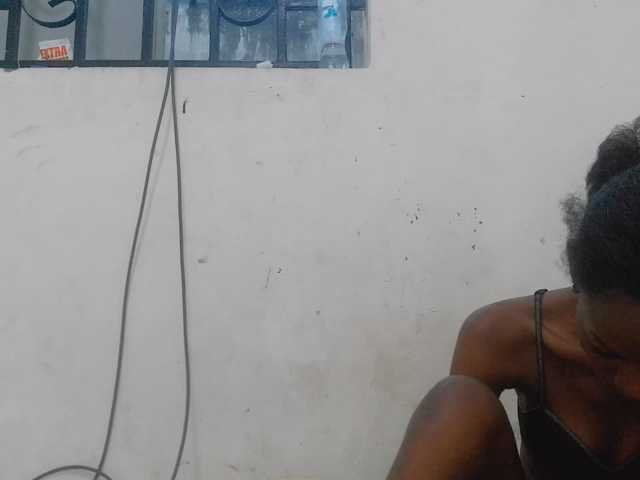 Claudiaah live cam on BongaCams