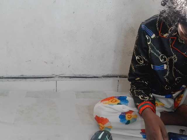 Claudiaah live cam on BongaCams
