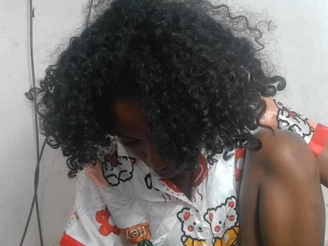Claudiaah live cam on BongaCams