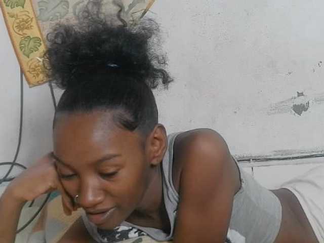 Claudiaah live cam on BongaCams