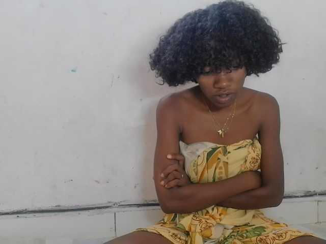 Claudiaah live cam on BongaCams