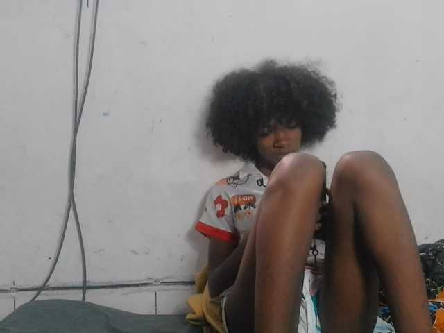 Claudiaah live cam on BongaCams