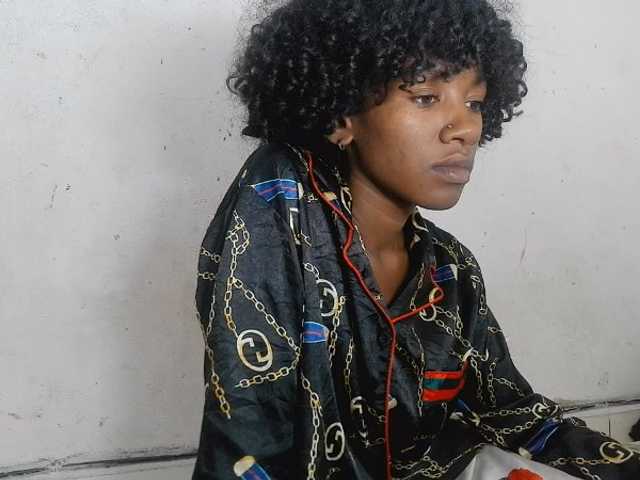 Claudiaah live cam on BongaCams