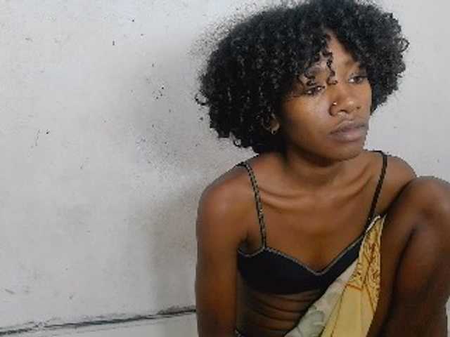 Claudiaah live cam on BongaCams