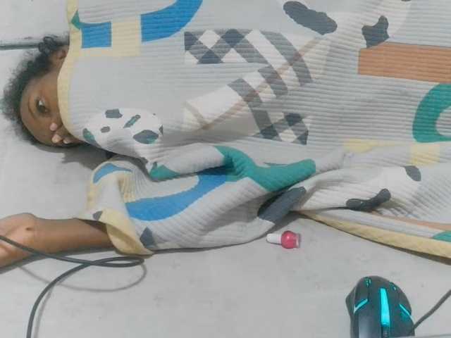 Claudiaah live cam on BongaCams