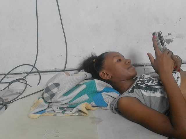 Claudiaah live cam on BongaCams