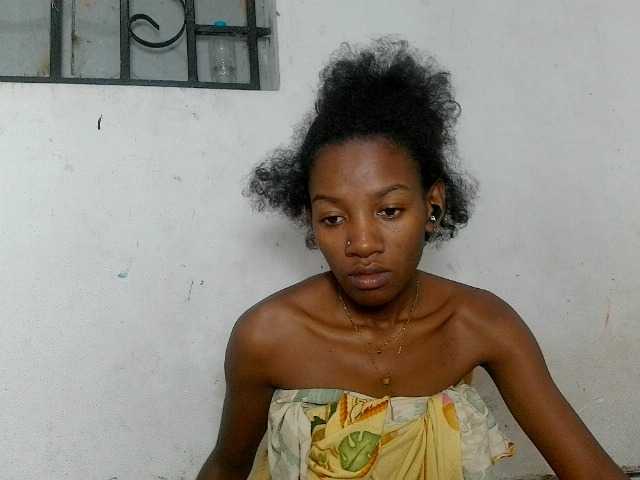 Claudiaah live cam on BongaCams
