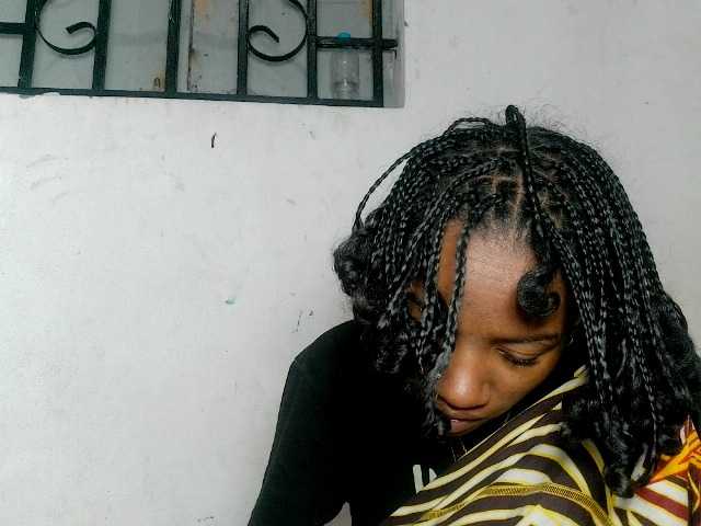 Claudiaah live cam on BongaCams