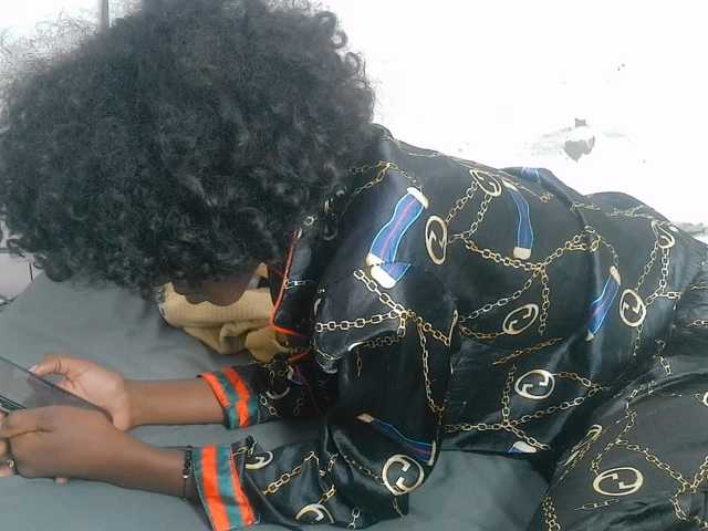Claudiaah live cam