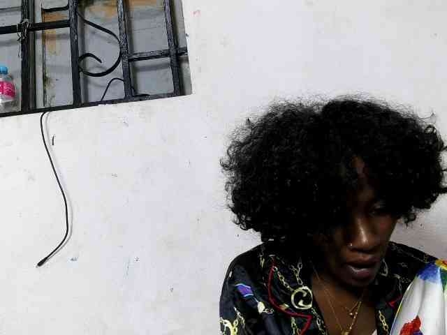 Modèle: Claudiaah