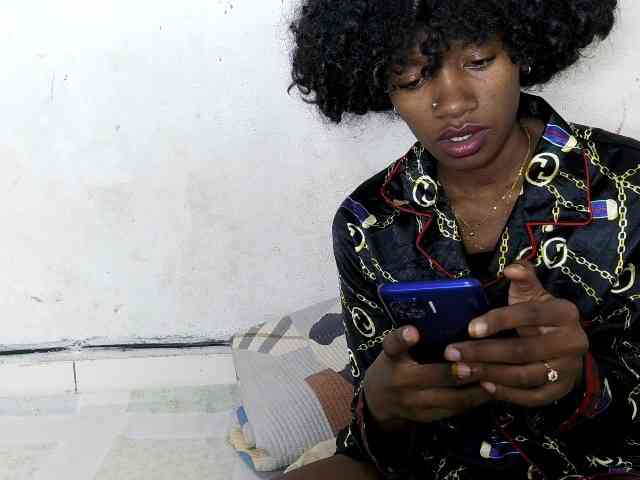 Modèle: Claudiaah
