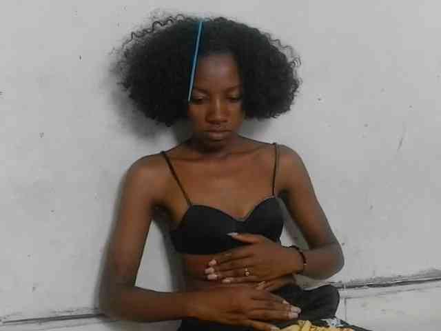 Modèle: Claudiaah