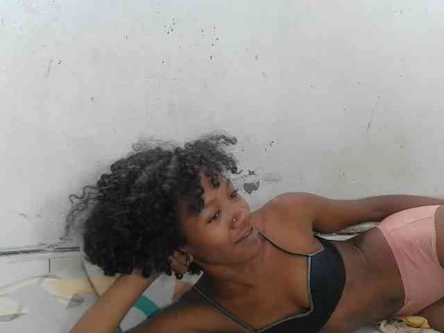 Modèle: Claudiaah