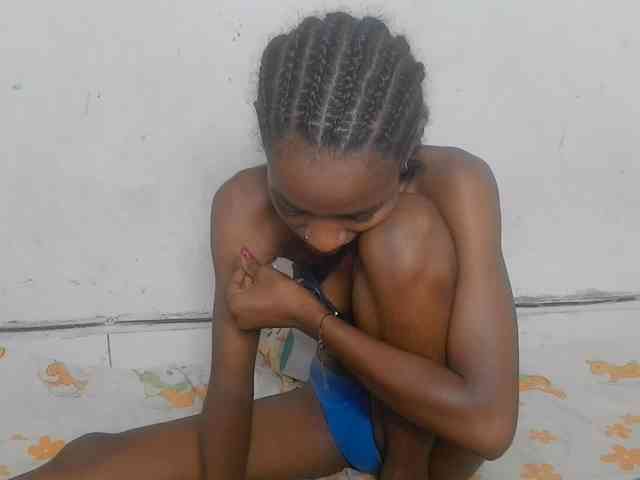 Modèle: Claudiaah