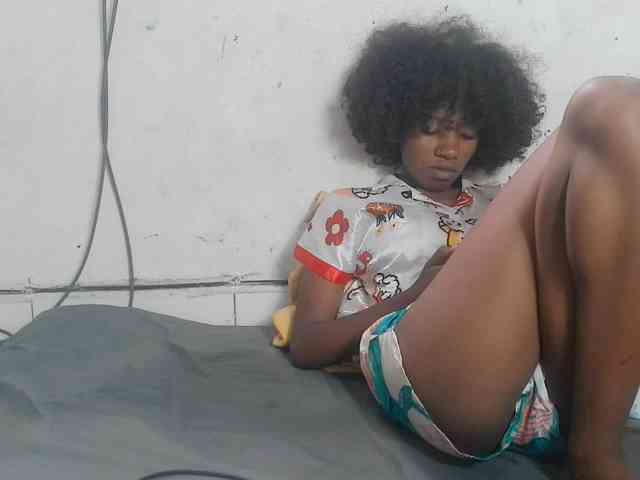 Modèle: Claudiaah