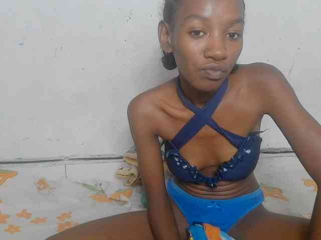 Modèle: Claudiaah