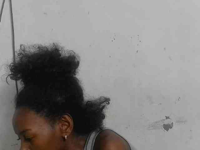 Modèle: Claudiaah