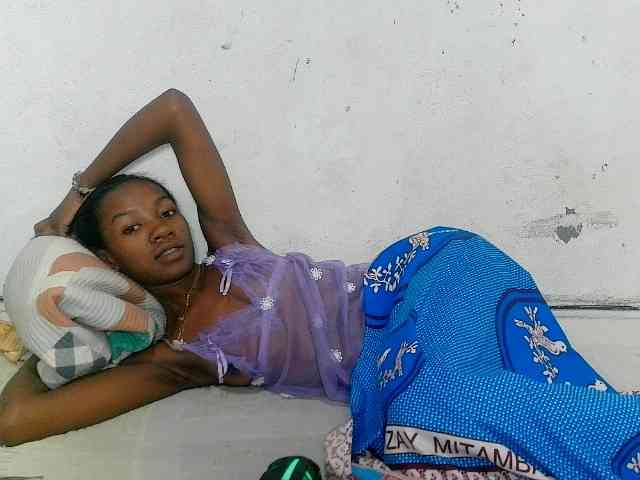 Modèle: Claudiaah