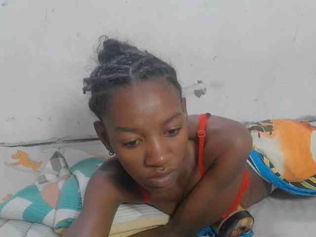 Modèle: Claudiaah