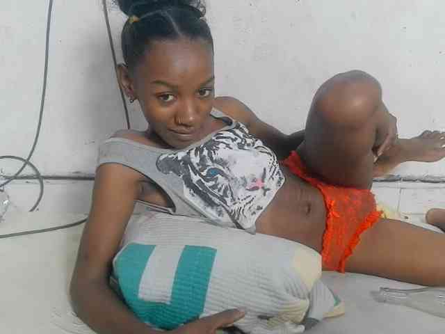 Modèle: Claudiaah