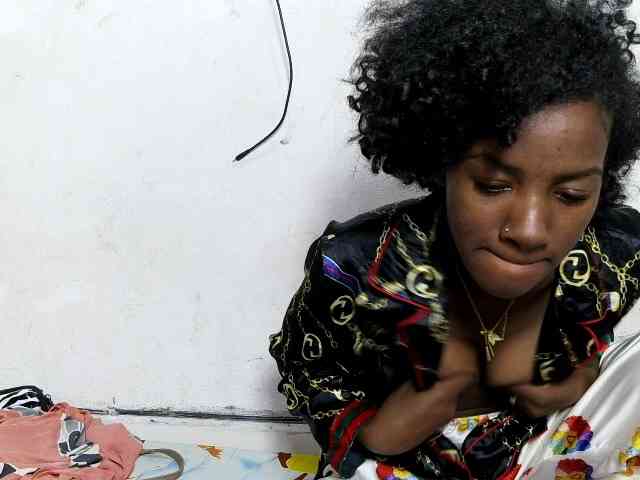 Modèle: Claudiaah