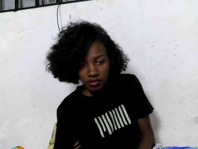 Modèle: Claudiaah