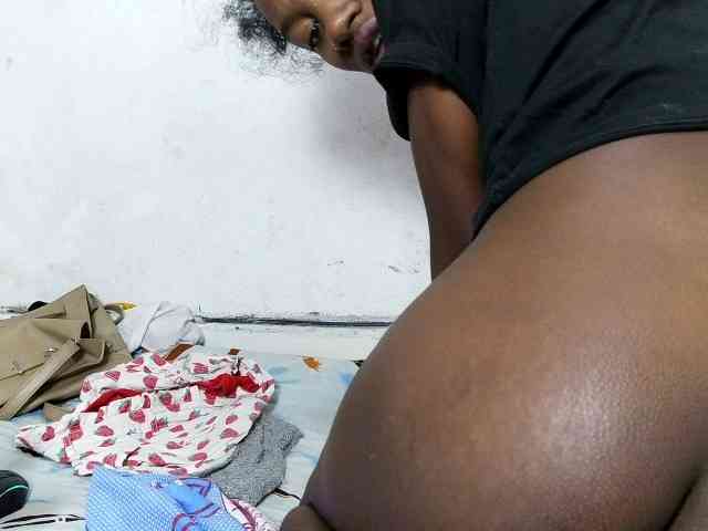 Modèle: Claudiaah